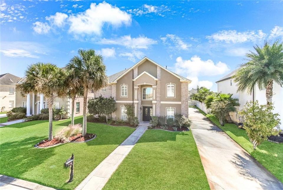 11408 N Saint Andrews Cir, New Orleans, LA 70128 18 Photos MLS