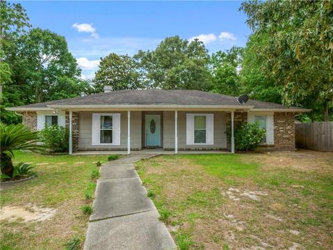 437 Timber Ct, Slidell, LA 70458 photo 1