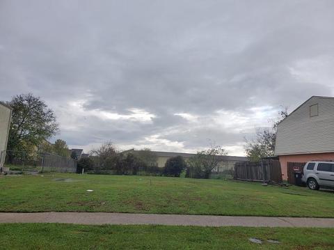 6970 Bunker Hill Rd, New Orleans, LA 70127