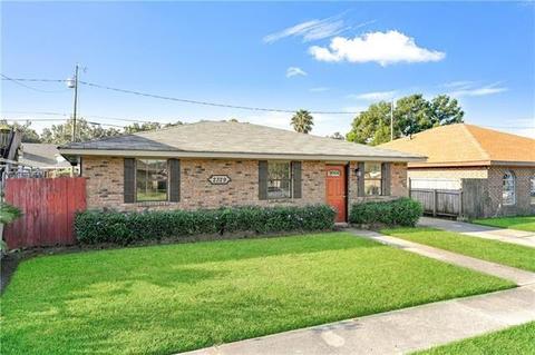 2329 River Queen Dr, Violet, LA 70092 photo 1
