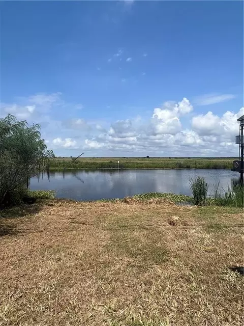 4685 Pontchartrain Dr, Slidell, LA 70458 photo 12