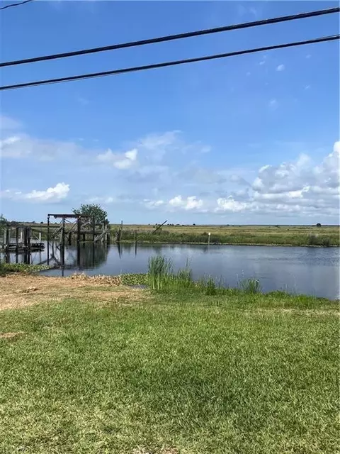 4685 Pontchartrain Dr, Slidell, LA 70458 photo 9