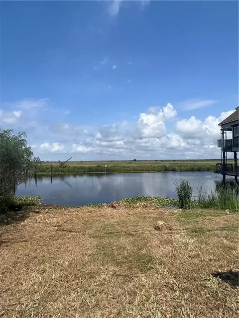 4685 Pontchartrain Dr, Slidell, LA 70458 photo 11