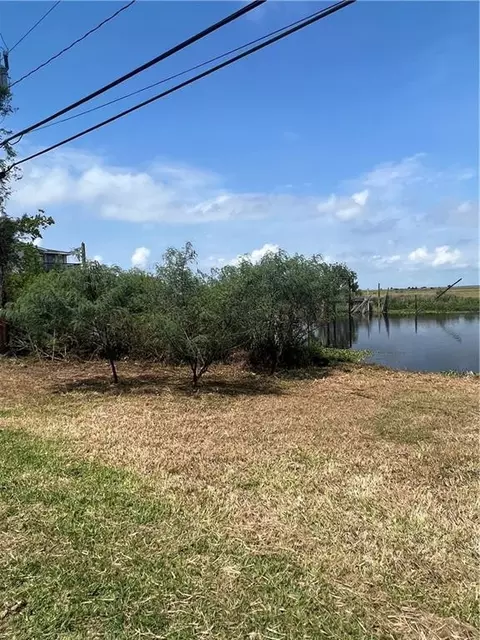 4685 Pontchartrain Dr, Slidell, LA 70458 photo 10