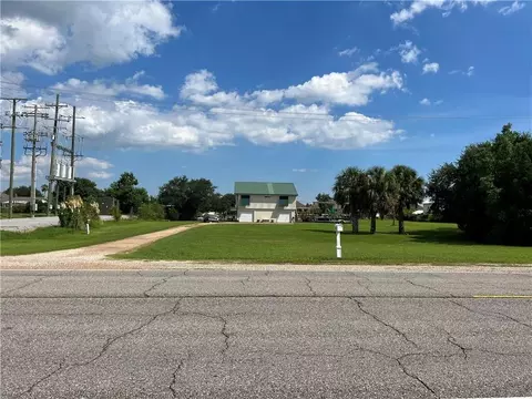 4685 Pontchartrain Dr, Slidell, LA 70458 photo 6