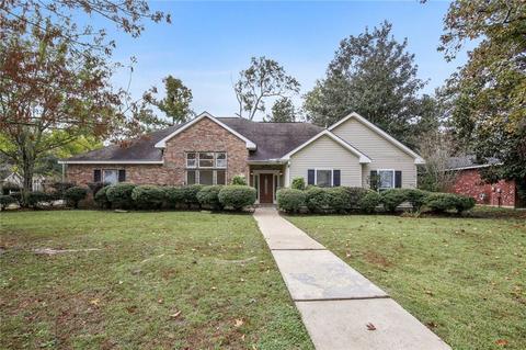 3010 Pine Pl, Mandeville, LA 70448 photo 1