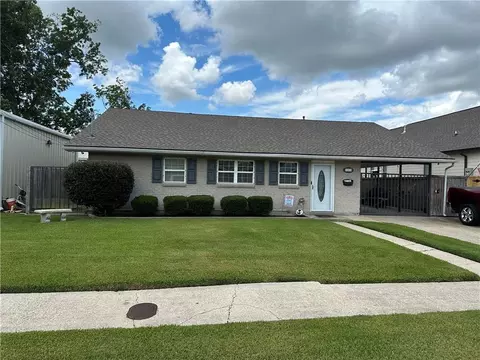 10515 Salem St, River Ridge, LA 70123 photo 1
