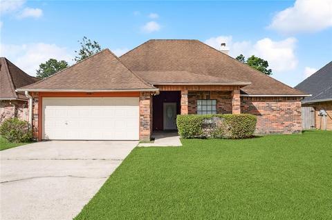 1826 Kings Row, Slidell, LA 70461 photo 1