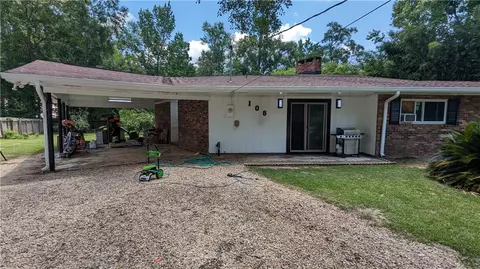 108 Brookside Dr, Mandeville, LA 70471 photo 1