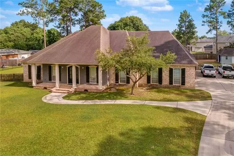204 Tiara Dr, Slidell, LA 70460 photo 1