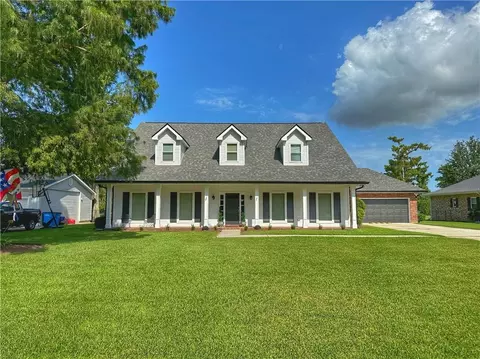 2305 Ormond Blvd, Destrehan, LA 70047 photo 1