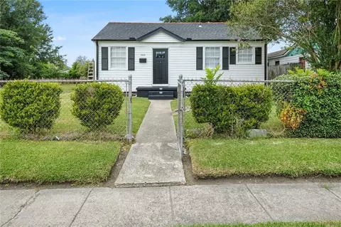 1009 Moisant St, Kenner, LA 70062 photo 1