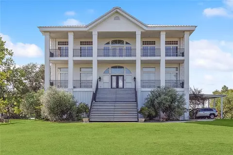 1668 Jean Lafitte Blvd, Lafitte, LA 70067 photo 1