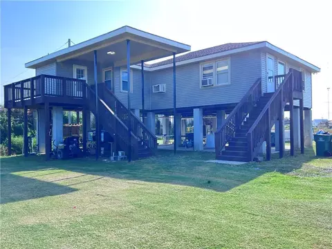 5153 Adams St, Lafitte, LA 70067 photo 1