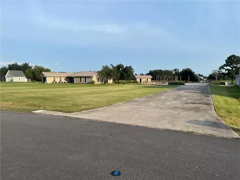 118 Michael Dr, Des Allemands, LA 70030