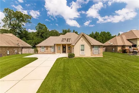 731 Solomon Dr, Covington, LA 70433 photo 1
