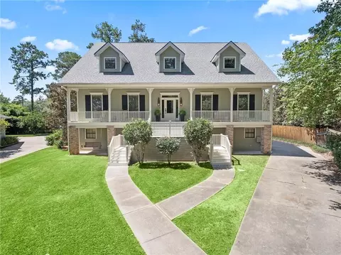 302 Vine Ct, Mandeville, LA 70448 photo 1