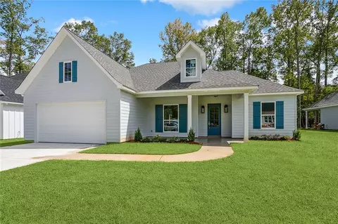 4096 Monarch Ln, Covington, LA 70433 photo 1