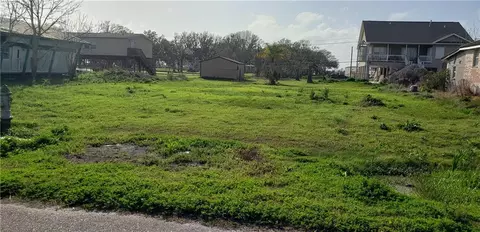 Lisa Street, Lafitte, LA 70067