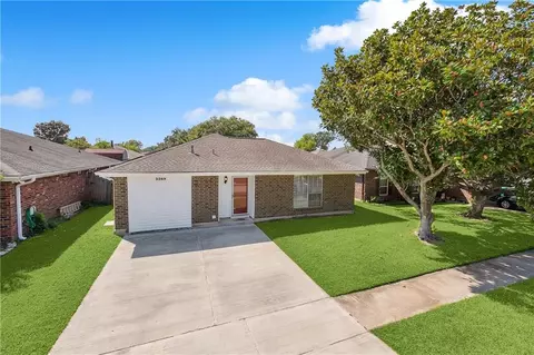 3269 Castle Dr, Kenner, LA 70065 photo 1