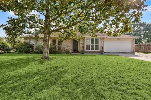 140 Timbers Dr, Slidell, LA 70458 photo 1