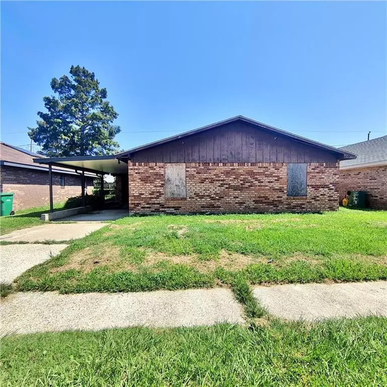 2444 Williamsburg Dr, Laplace, LA 70068 13 Photos Movoto