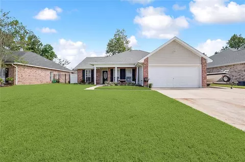 1008 Tricia Dr, Slidell, LA 70461 photo 1