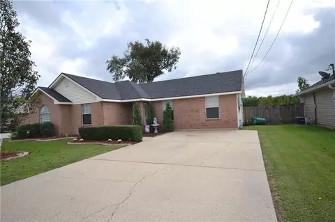 307 River Ridge Dr, Boutte, LA 70039 photo 1