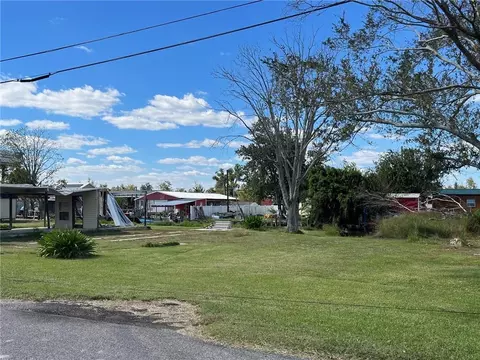 231 Cypress Dr, Des Allemands, LA 70030