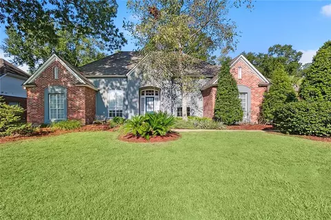 7114 Edgewater Dr, Mandeville, LA 70471 photo 1