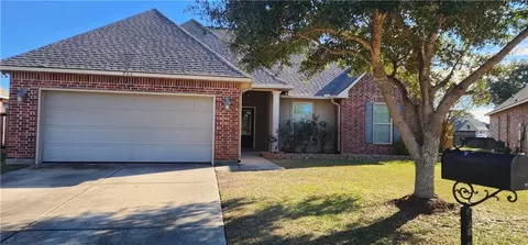 740 Fairfield Loop, Slidell, LA 70458 photo 1
