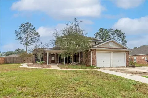 304 Cherrybark Dr, Slidell, LA 70460 photo 1