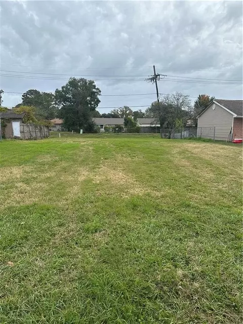 3304 Ole Miss Dr, Kenner, LA 70065