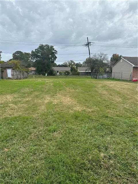 3304 Ole Miss Dr, Kenner, LA 70065