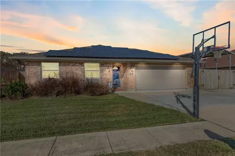 16 Boeuf Ct, Kenner, LA 70065 photo 1
