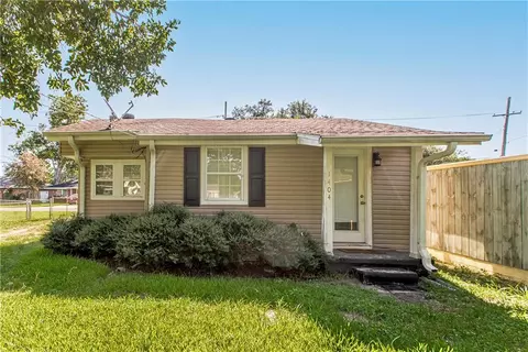 1404 Moisant St, Kenner, LA 70062 photo 1