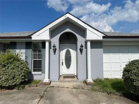 3328 Castle Dr, Kenner, LA 70065 photo 1