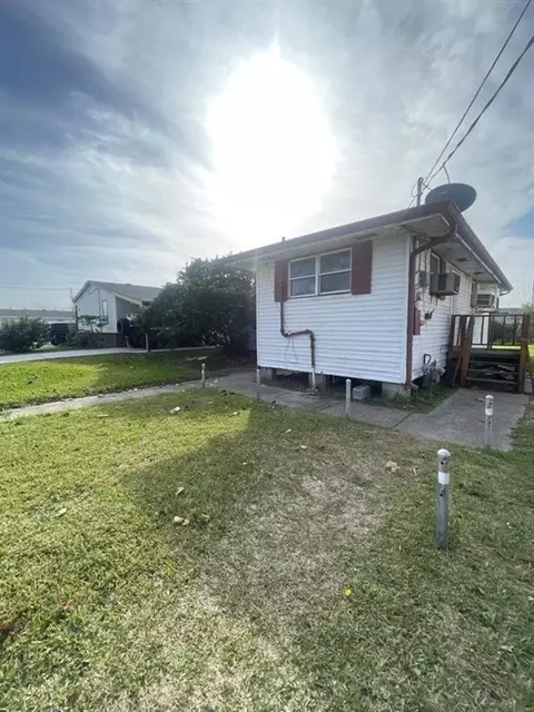 9016 Wall St, Kenner, LA 70062 photo 1