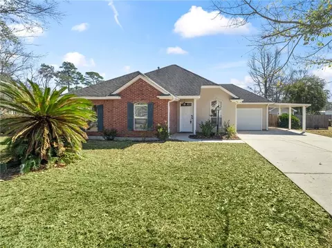 1265 Molitor St, Mandeville, LA 70448 photo 1