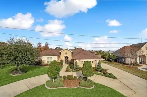 297 E Augusta Ln, Slidell, LA 70458 photo 1
