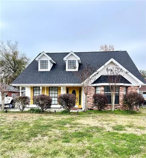 205 Albania Dr, Luling, LA 70070 photo 1