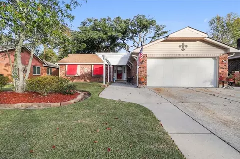 212 Bishops Dr, Slidell, LA 70458 photo 1