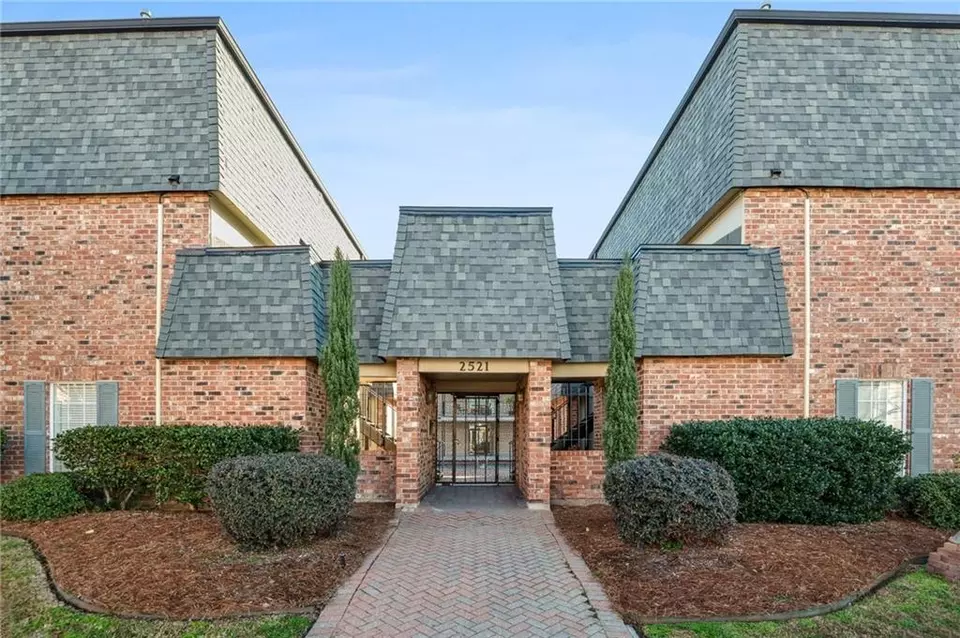 2521 Metairie Lawn Dr 314, Metairie, LA 70002 15 Photos Movoto(00)