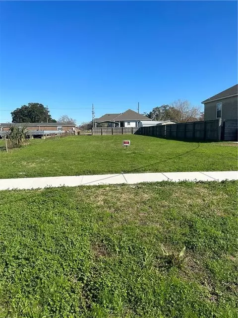 6125 Campus Blvd, New Orleans, LA 70126