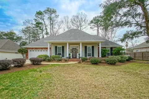 710 Winterberry Dr, Covington, LA 70433 photo 1