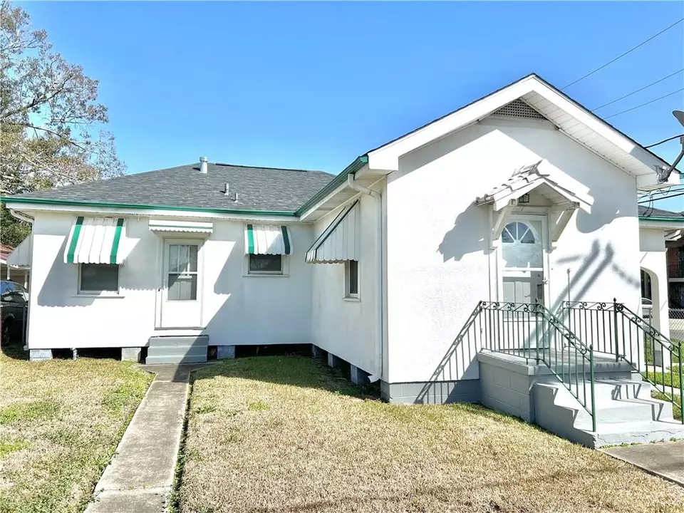 2631 Lafayette St, Gretna, LA 70053 12 Photos Movoto