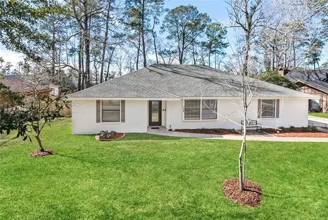 356 Devon Dr, Mandeville, LA 70448 photo 1