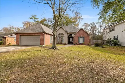 67126 Dolan St, Mandeville, LA 70471 photo 1