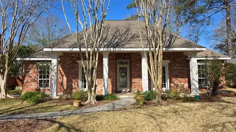 28 Kramer Pl, Mandeville, LA 70471 photo 1