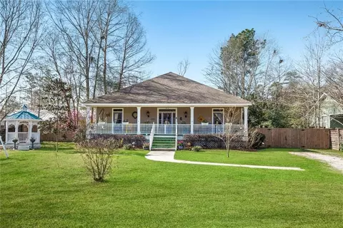 913 W 25th Ave, Covington, LA 70433 photo 1